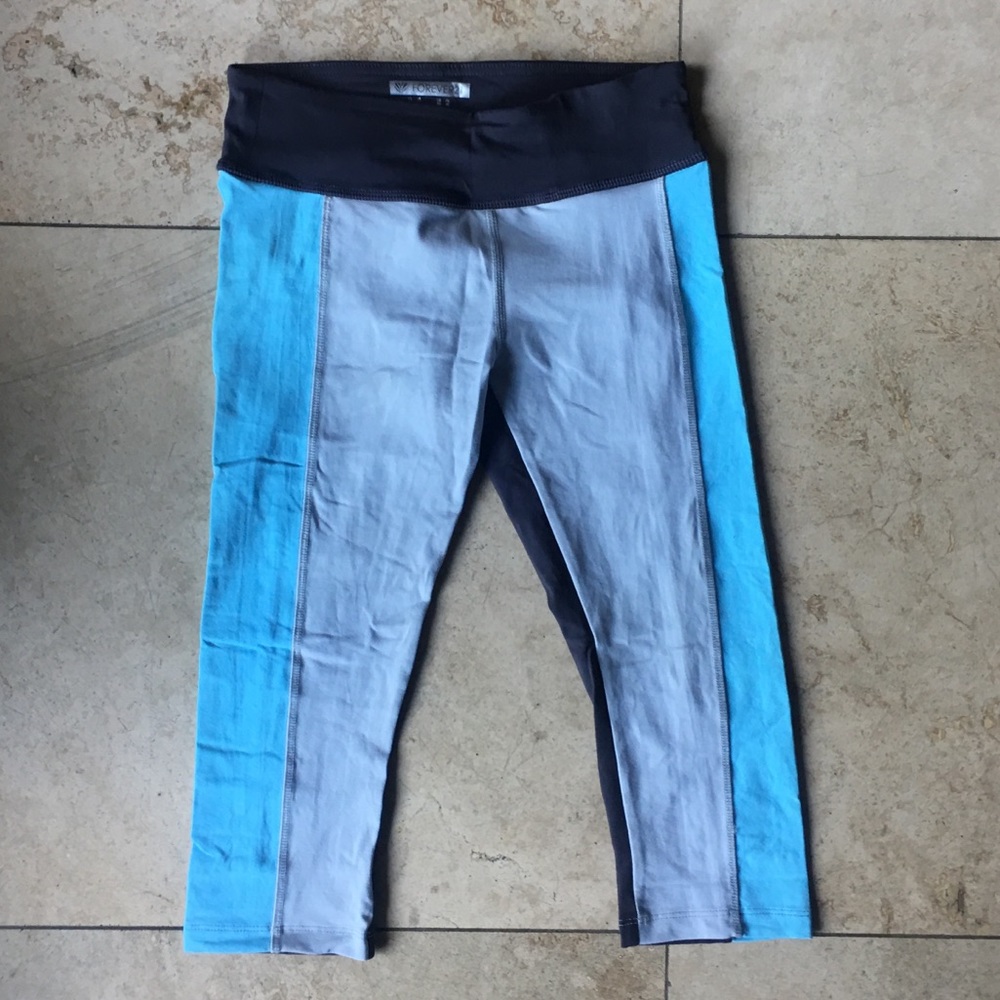 Forever 21 athletic leggings colorblock size XS